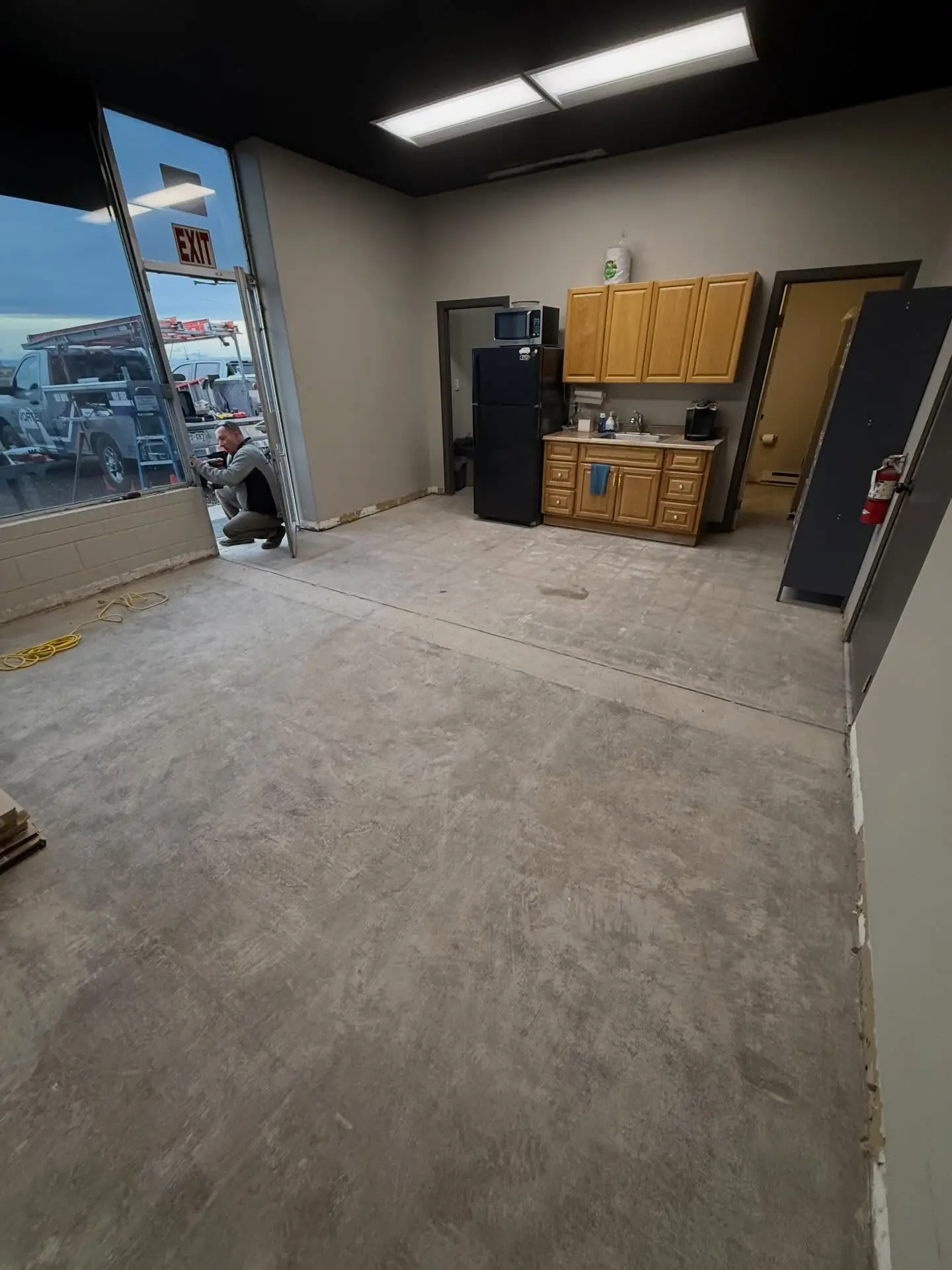 Bathrooom & Office remodel. New LVP FLOOR, ceiling tiles, toilets, – tile installation by Mountain Ridge Renovations