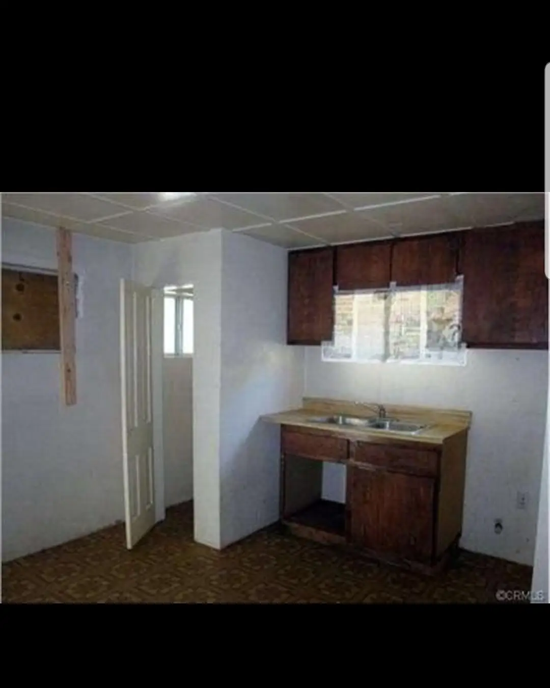 Guest House Renovation – tile installation by Mountain Ridge Renovations in Denver, Colorado